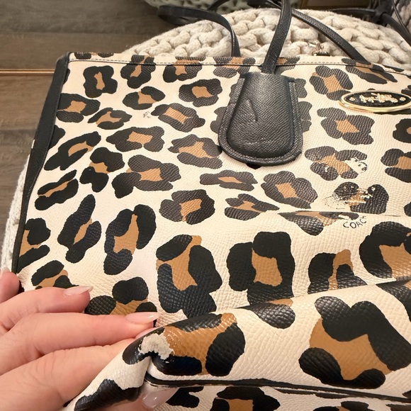 Coach Tote - Picture 10 of 12